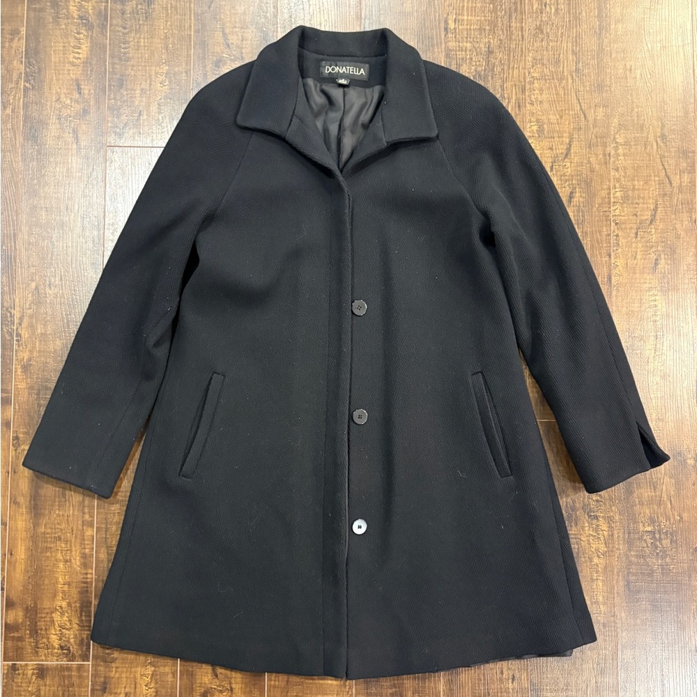 Women’s Virgin Wool Black Coat by Donatella Size 8‎